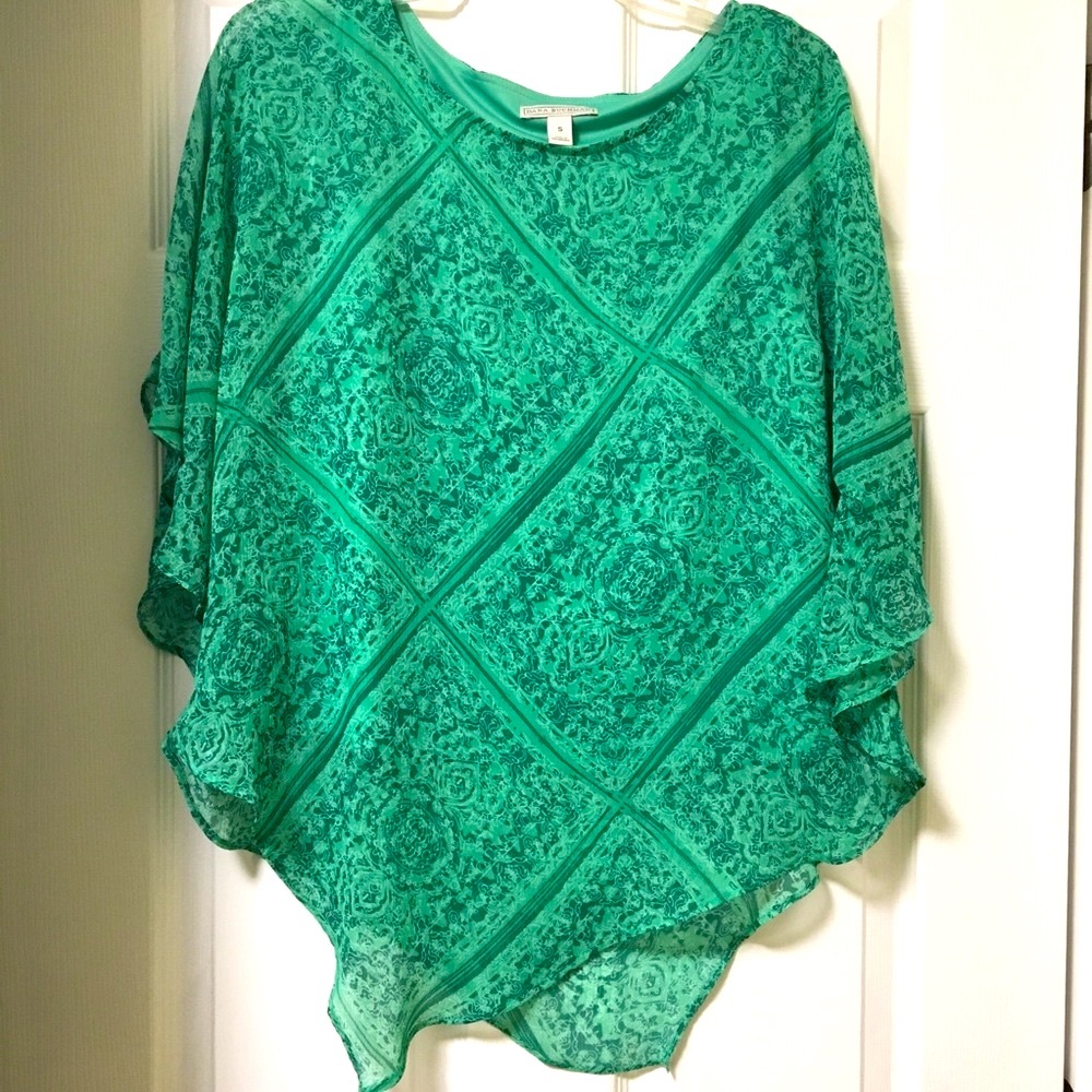 Green asymmetrical poncho top small